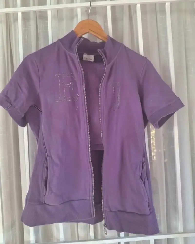 Chaqueta morada con cremallera - 3