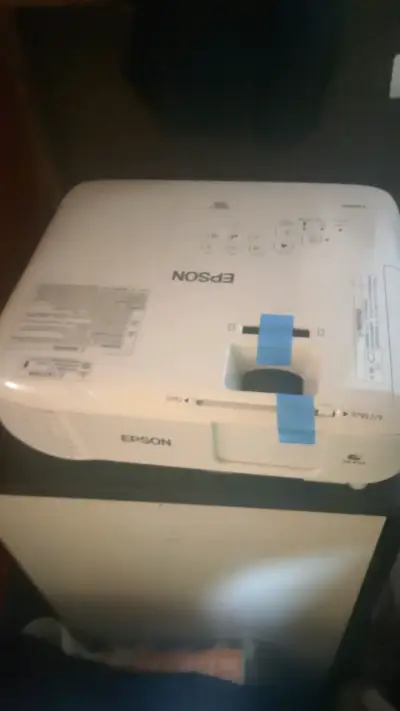 Proyector Epson PowerLite E20 - miniatura 4