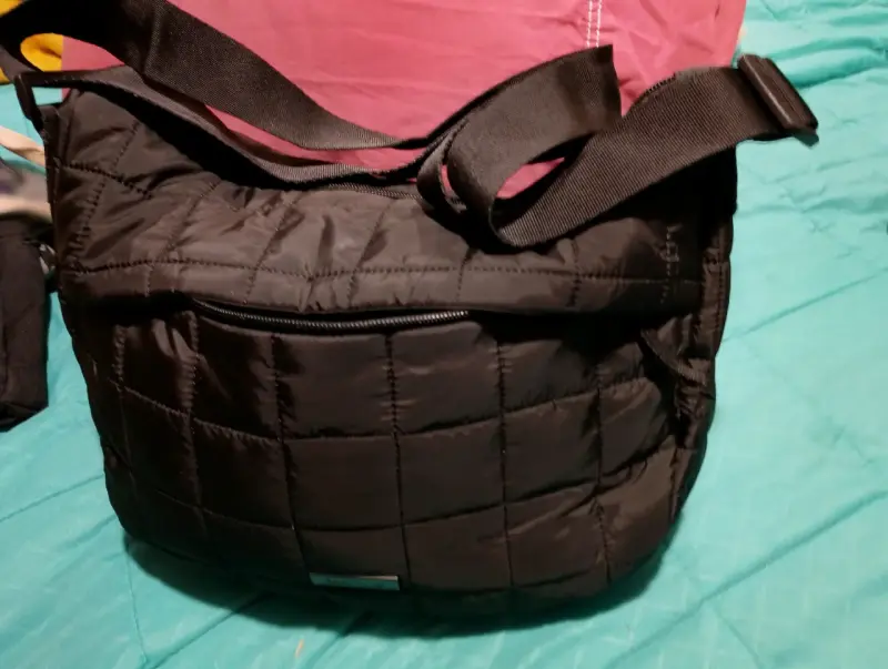 Bolso Reebok acolchado negro - 3