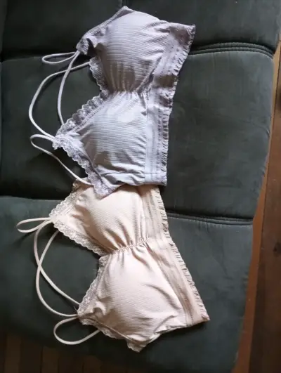 Bralettes y petos deportivos - miniatura 1