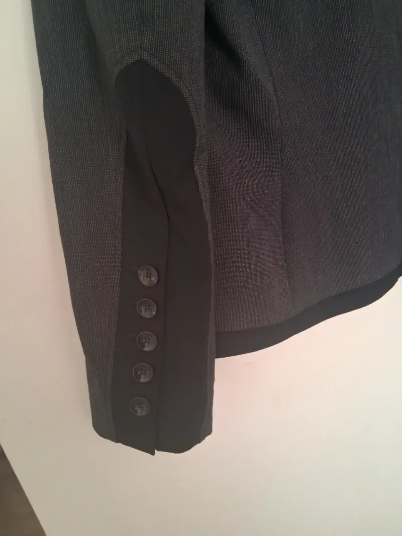Blazer gris formal para mujer - 3
