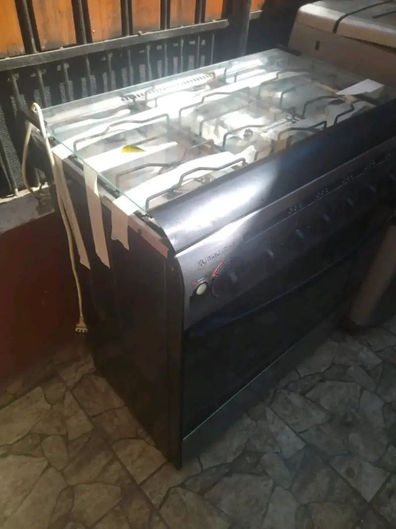 Cocina a gas metalizada de seis quemadores - 3