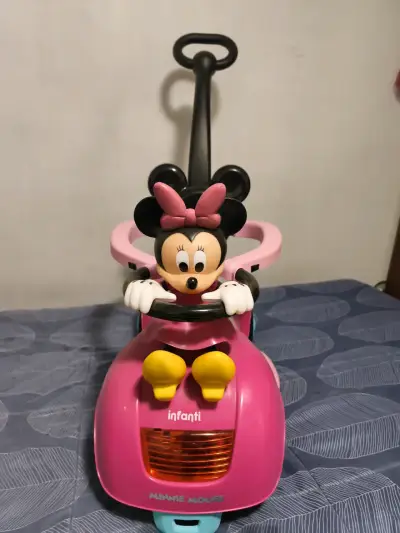 Correpasillos Minnie Mouse - miniatura 1