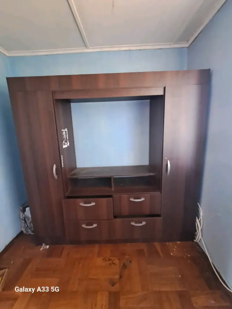 Mueble de TV marrón oscuro - 1