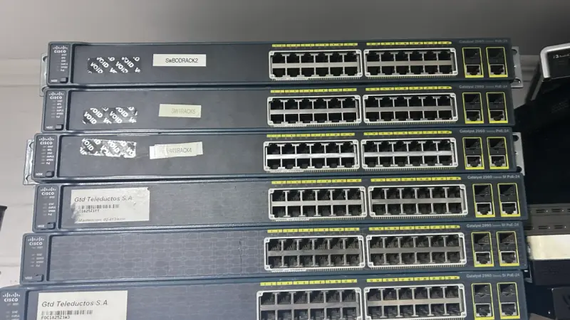 RAMATE Switch Cisco Catalyst 2960-24PoE - 1