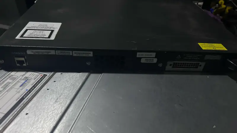 RAMATE Switch Cisco Catalyst 2960-24PoE - 5