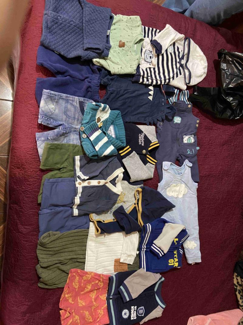 Lote de ropa infantil variada - 1