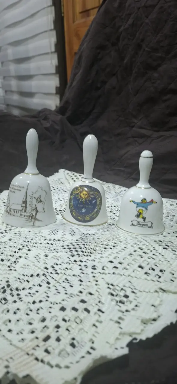 Campanas decorativas de porcelana - 1