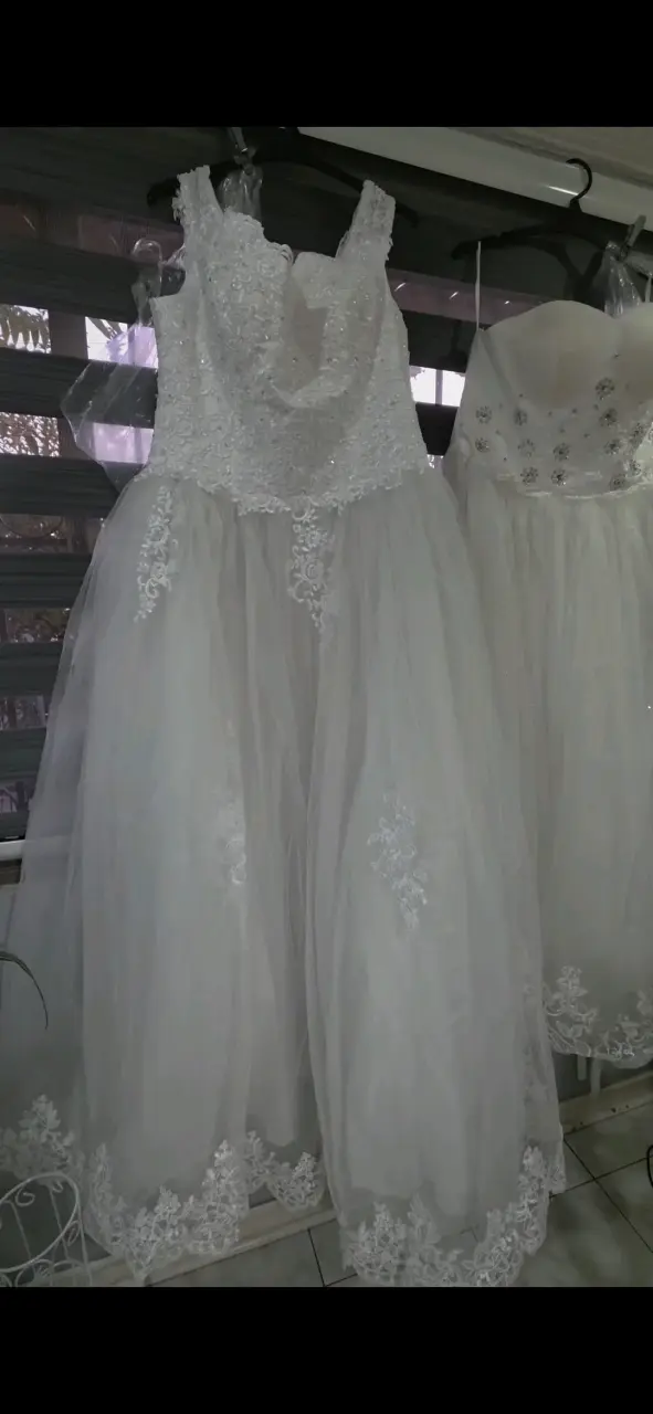 Vestido de novia con encaje - 4