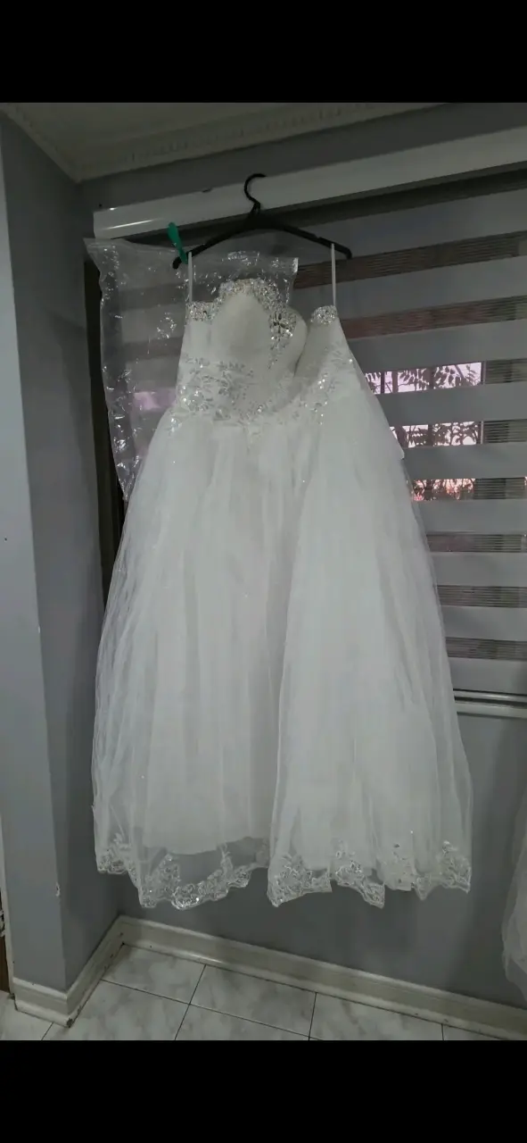 Vestido de novia con encaje - 6