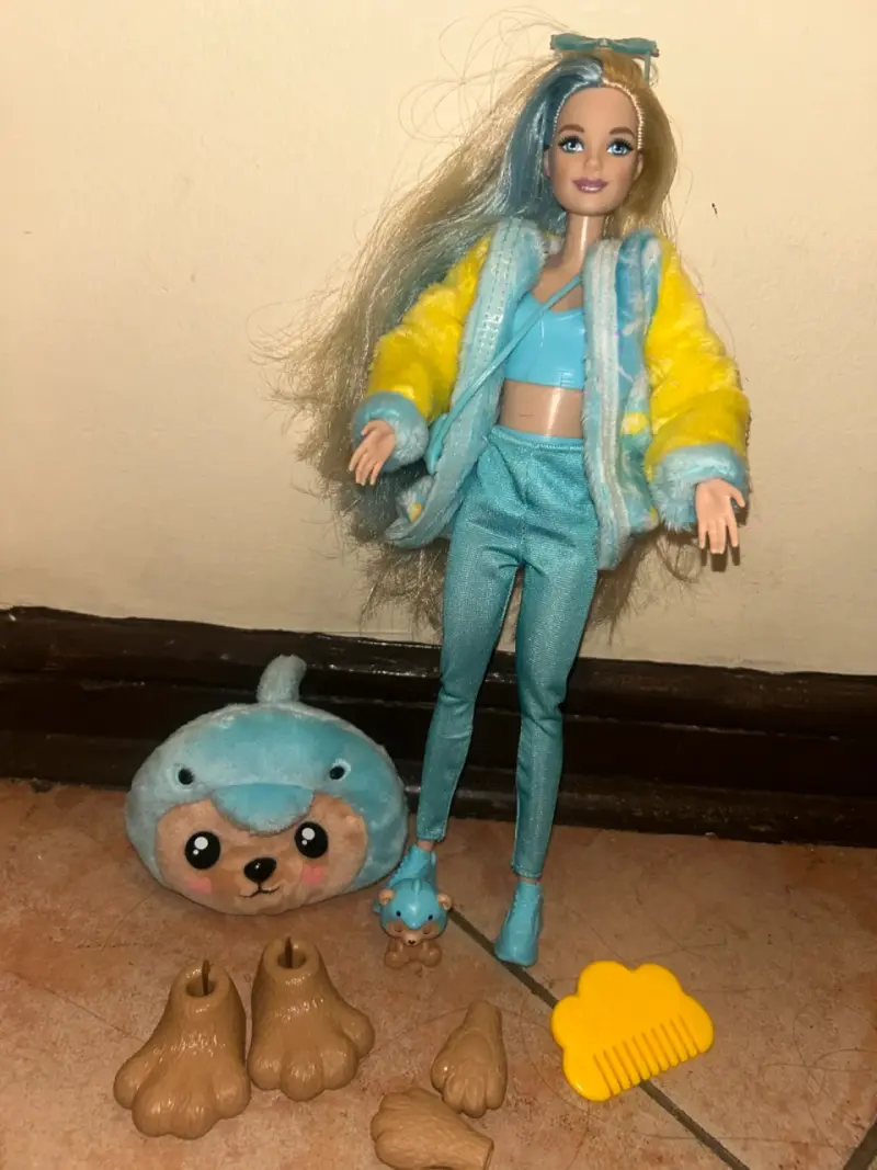 Barbie cutie reveal