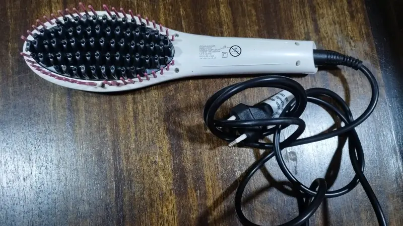 Cepillo alisador eléctrico - 1