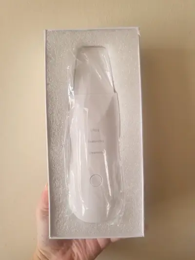 Dispositivo de limpieza facial portátil - miniatura 1