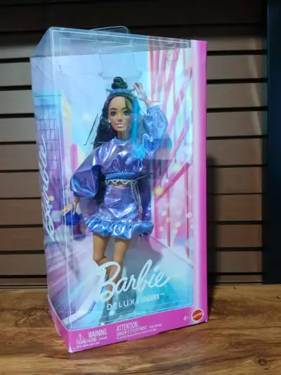 Muñeca Barbie Deluxe Style - miniatura 1