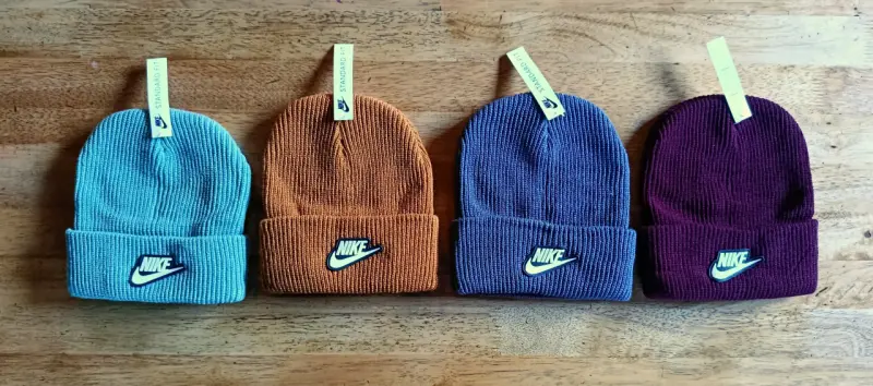 Gorros Nike deportivos varios colores - 3