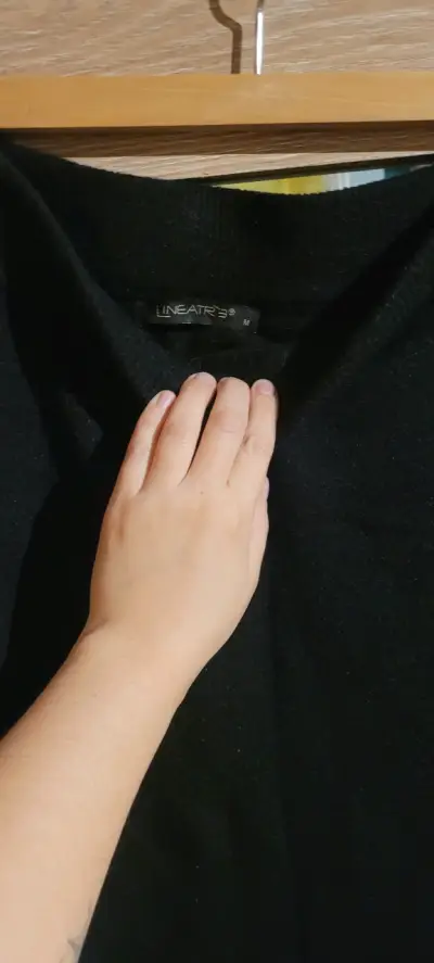 Suéter negro Lineatre - miniatura 3