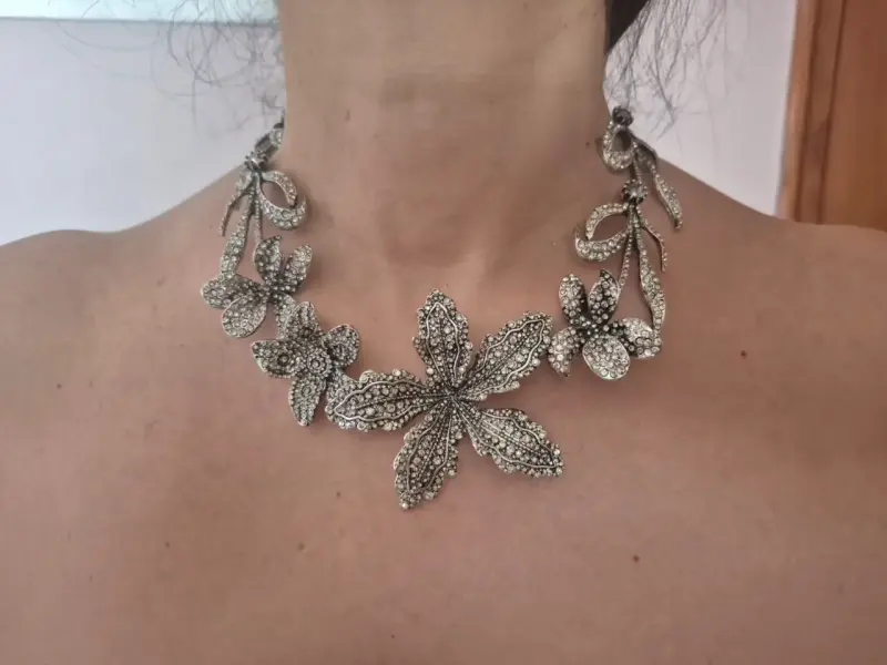 FLORAL METAL CHOKER - 5