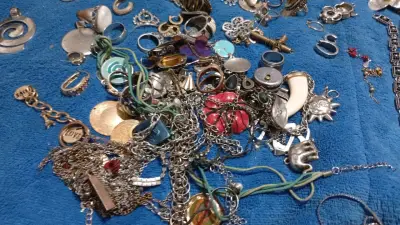 Lote de joyería variada - miniatura 1