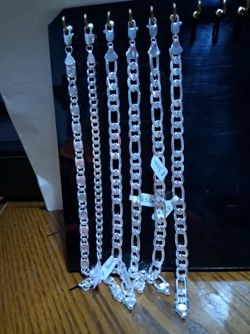 Cadenas de plata variadas - 1