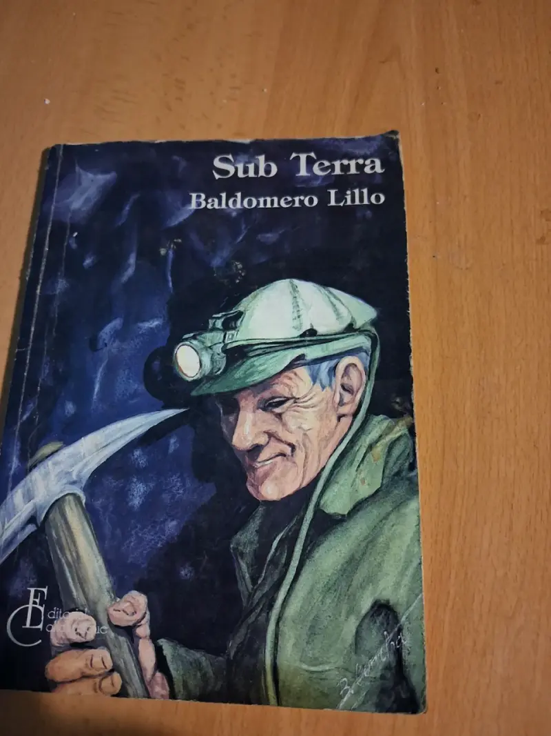 Libro 'Sub Terra' por Lillo