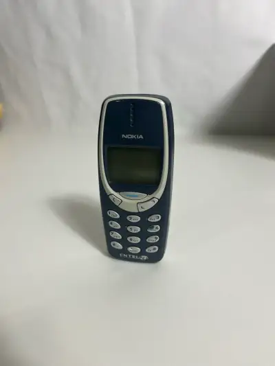 Teléfono celular clásico Nokia 3310 - miniatura 4