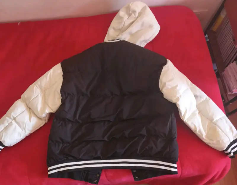 Chaqueta bicolor con capucha - 1