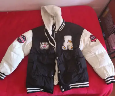 Chaqueta bicolor con capucha - miniatura 3
