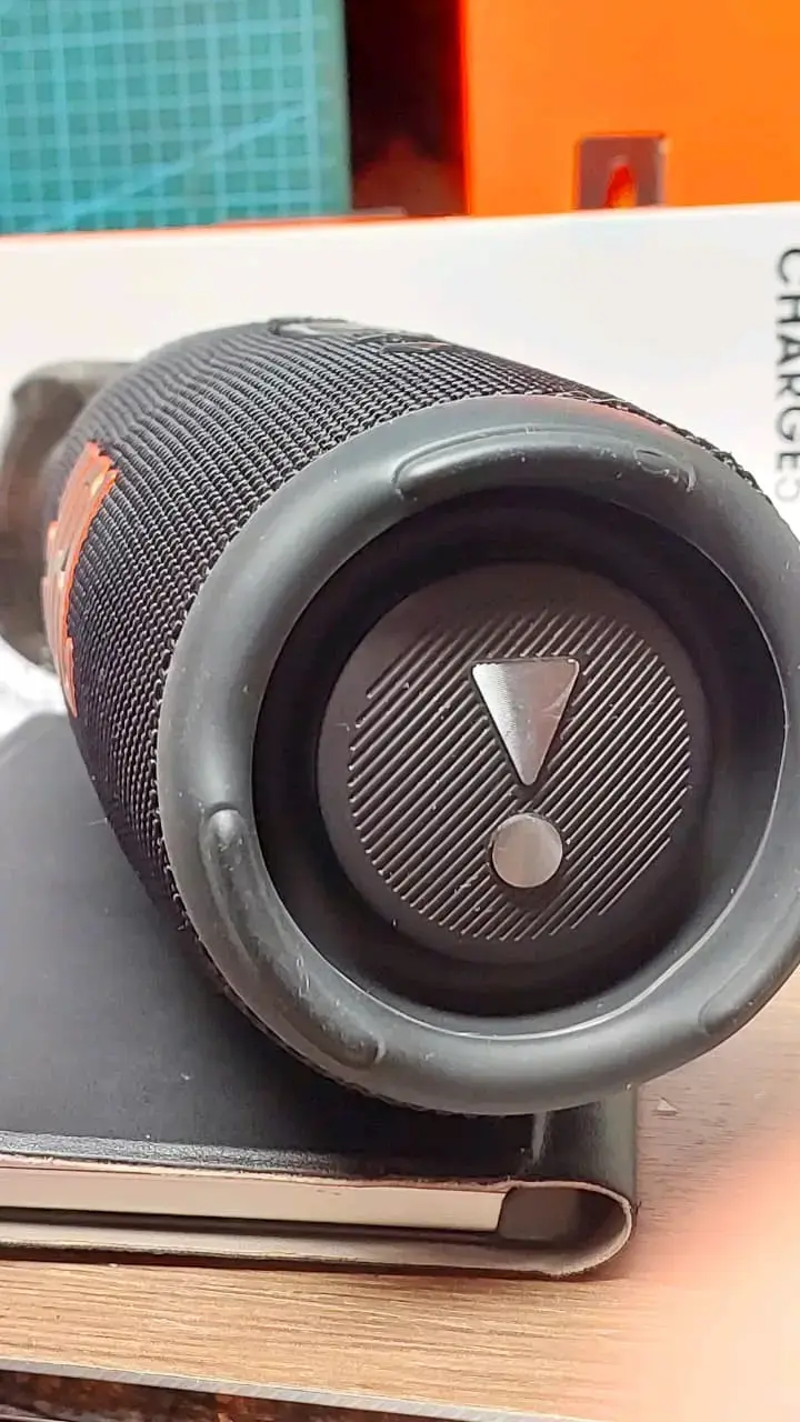 Parlante JBL Charge 5 Negro - 3