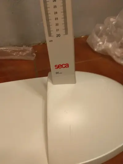 Tallímetro de altura ajustable - miniatura 3