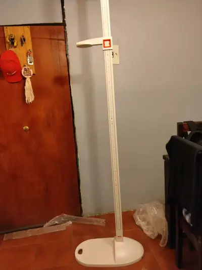 Tallímetro de altura ajustable - miniatura 4