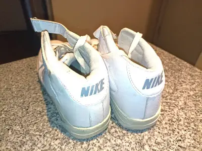ZAPATILLAS DEPORTIVAS BLANCAS - miniatura 2