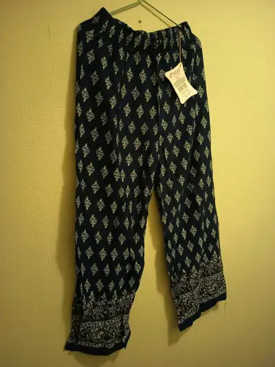 Pantalones estampados azules - miniatura 2