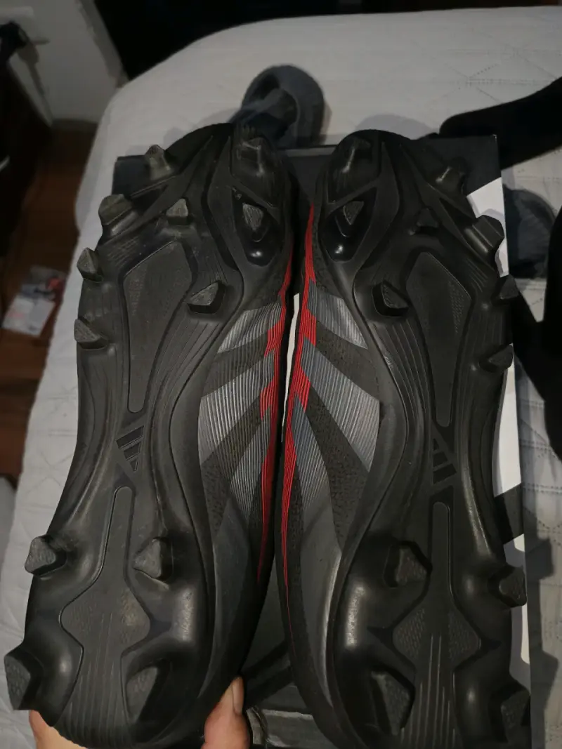 Zapatillas de futbol PREDATOR CLUB FG/MG nuevas - 3