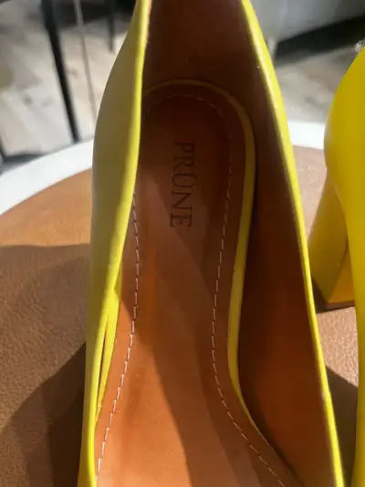 Zapatos Prune tacón amarillo - miniatura 2