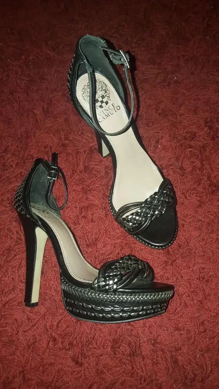Tacones altos negros de diseñador VINCE CAMUTO - 2