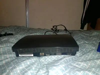 Ps3 slim + 2 controles con detalles - miniatura 2