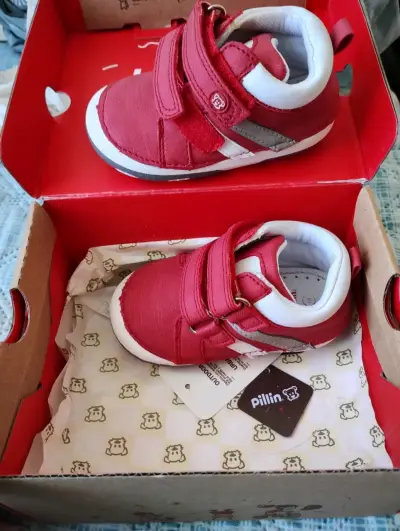 Zapatillas para bebe - miniatura 1