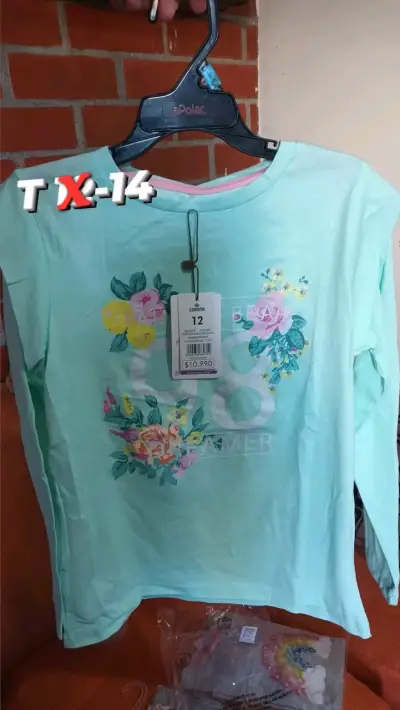 Ropa nueva niña y mujer - miniatura 2