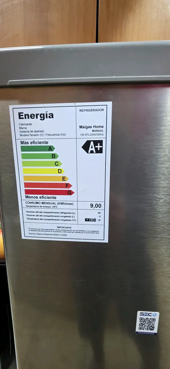 Refrigerador Magics Home A+ plateado - 2