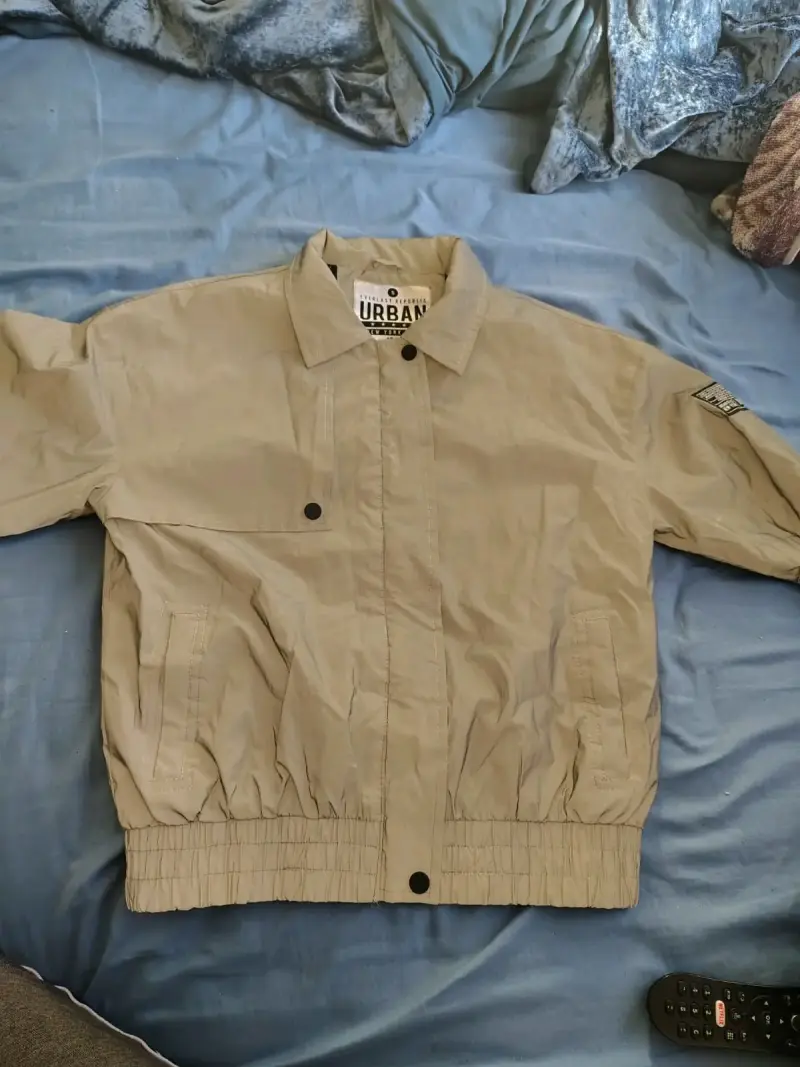 Chaqueta gris everlatUrban Style