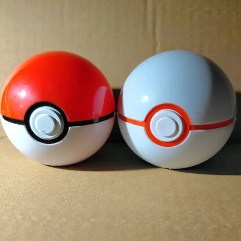 Pokebola Pokémon Clip 'N' Go de Jazwares - 4