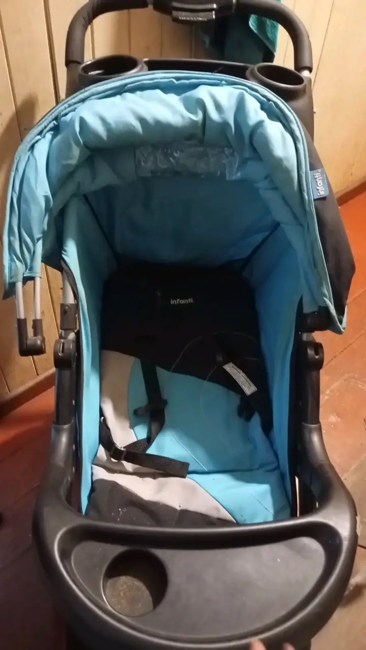 Coche de bebé azul con bandeja - 2