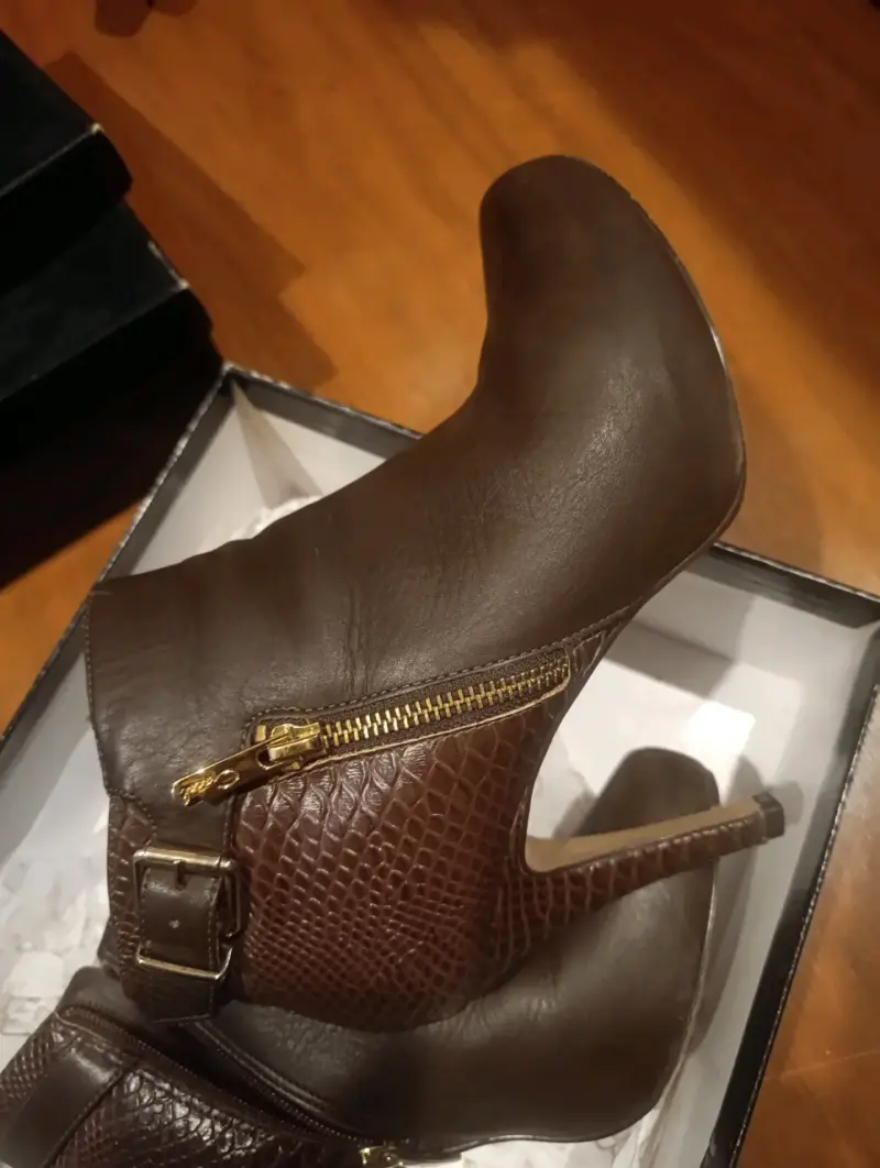 Botines marrones con cierre - 1