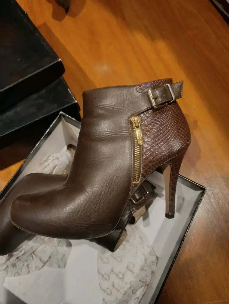 Botines marrones con cierre - 3