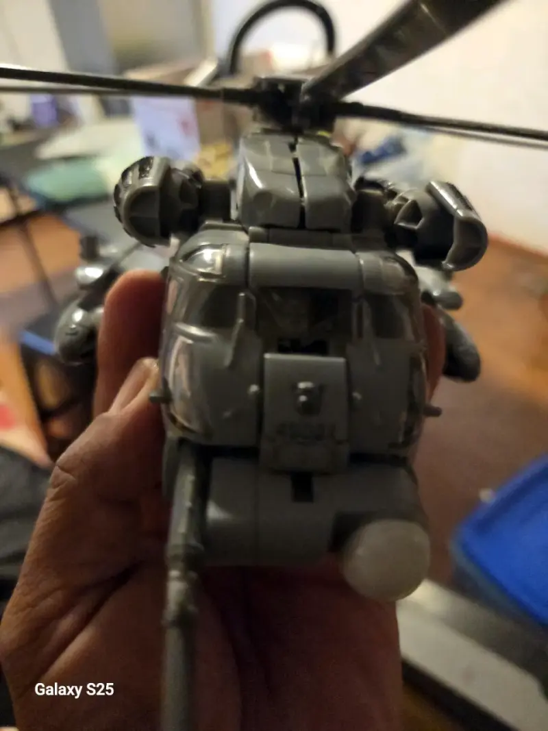 Figura transformable robot gris - 2