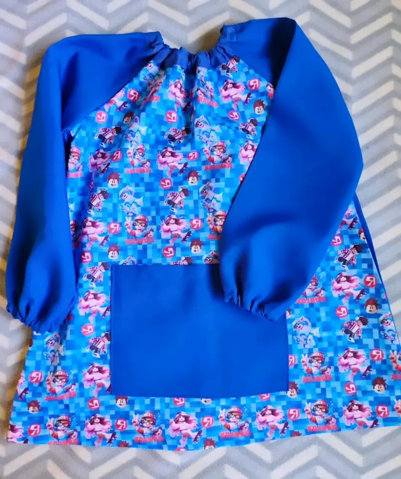 Delantal infantil de pintura