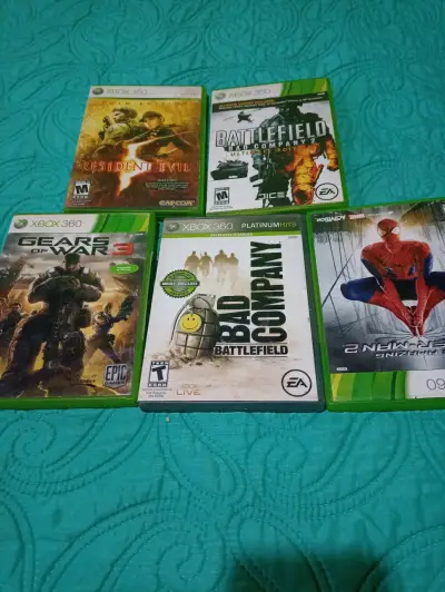 Consola Xbox 360 con dos controles - miniatura 2