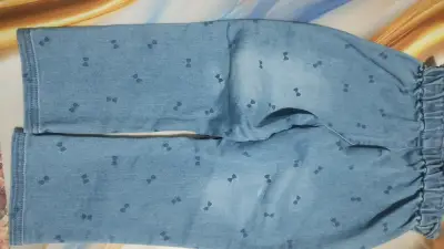 Pantalones de mezclilla azules - miniatura 1