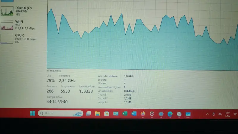 Laptop negra Dell a 200.000 mil pesos - 2