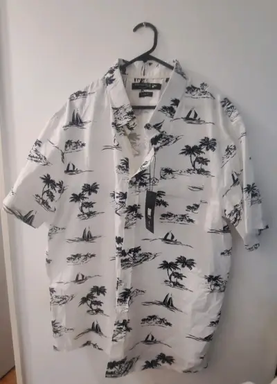 Camisa hawaiana blanca con estampado - miniatura 1